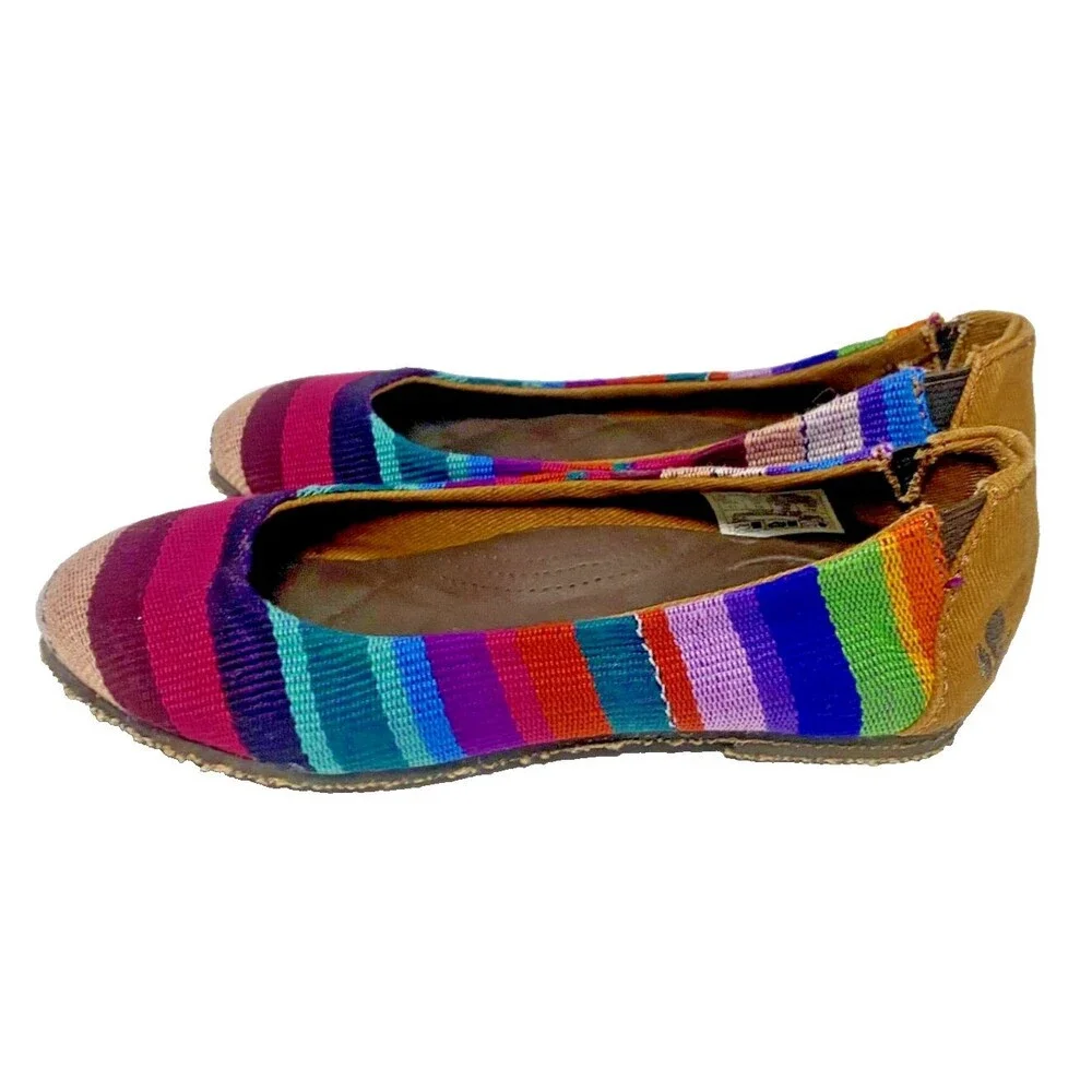 Reef Tropic Girl's Size 11 T Rainbow Stripe Ballet Flats Mex Boho Beach Colorful